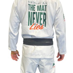 Mat never Lies White